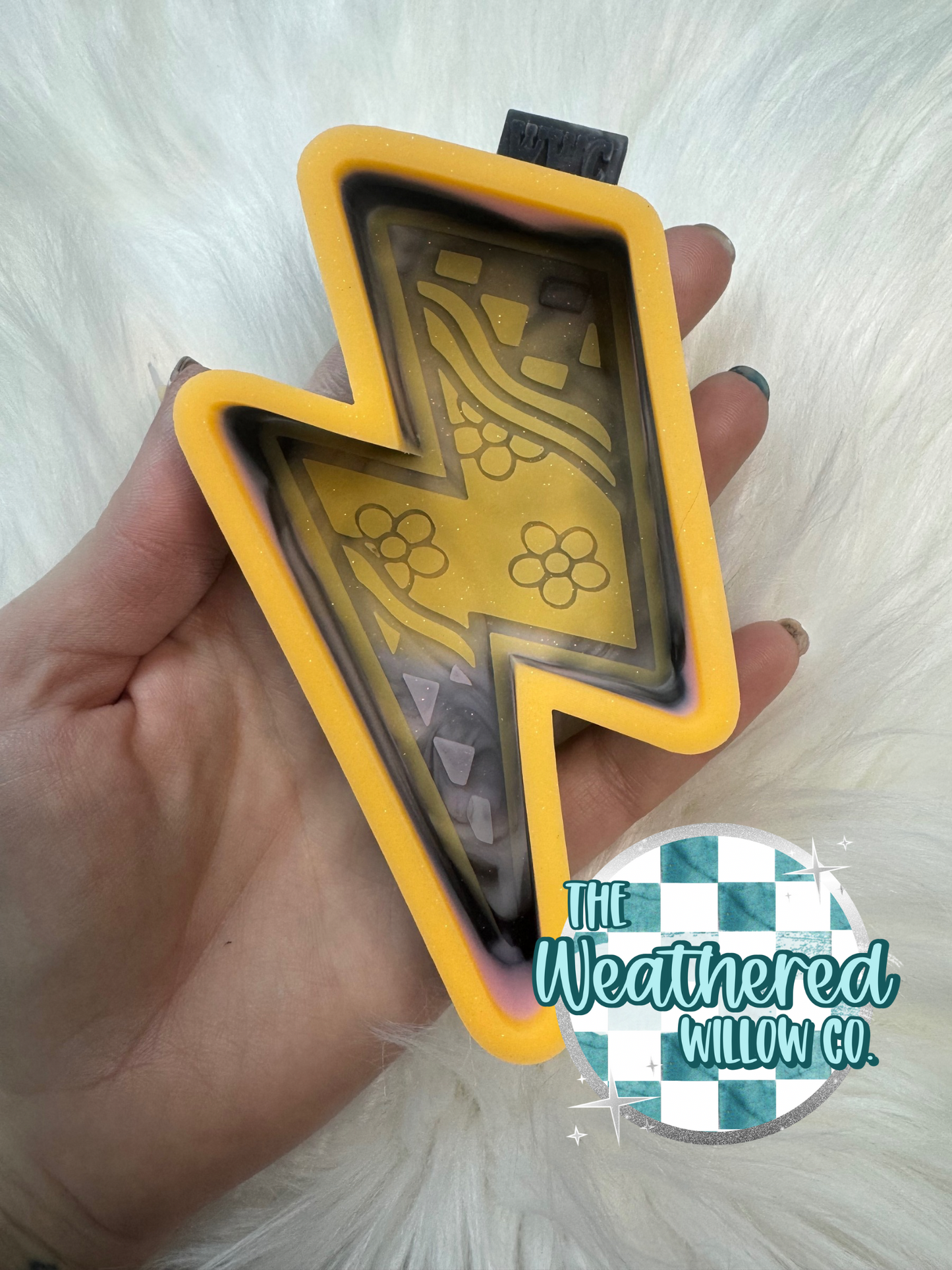 Groovy Lightning Bolt- Silicone Freshie Mold
