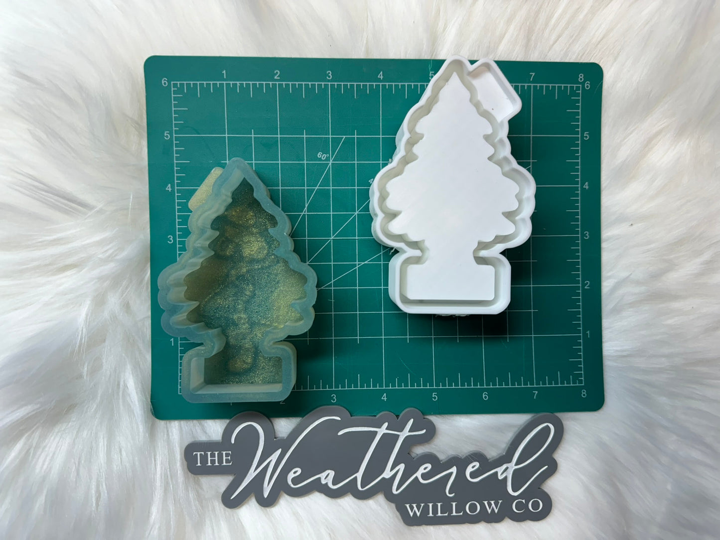 Simple Pine Tree - Silicone Freshie Mold