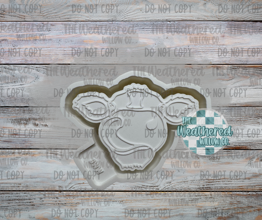 Licking cow - Silicone Freshie Mold