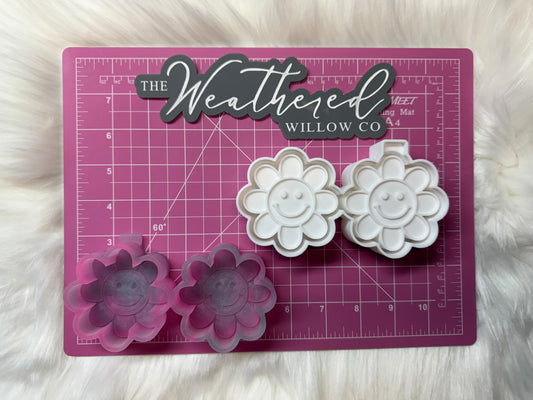 VENT SET; Retro Daisy Smiley - Silicone Freshie Mold