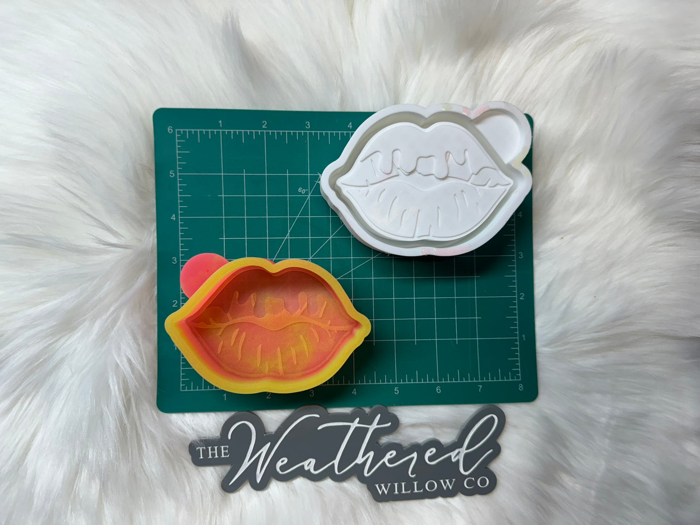 Drip Lips - Silicone Freshie Mold